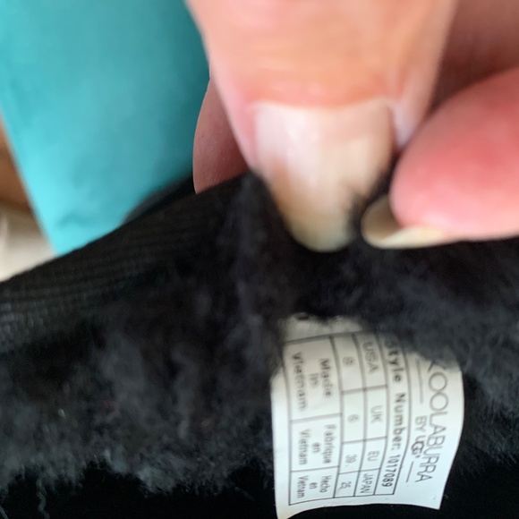 Ugg Suede boots - Picture 4 of 9